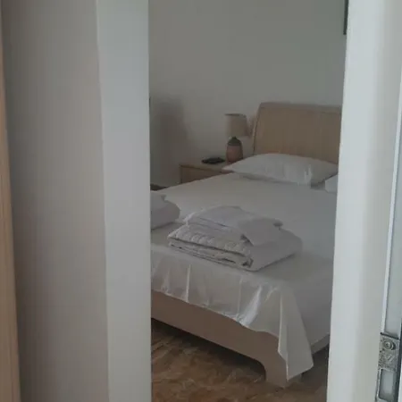 свети никола Pensión Sinemoretz